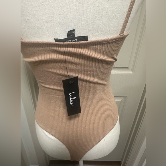 Lulu's Tan Ribbed Bodysuit - Picture 5 of 5